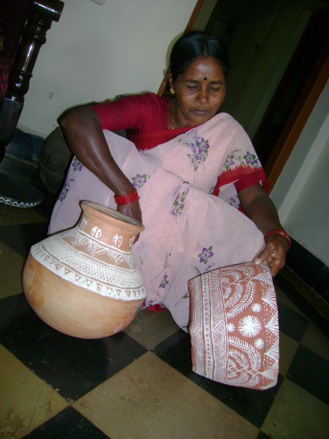 rangolijanapada.com, rangoli artist dr.bharathi maravanthe, diivara chittara, rangoli janapada.com